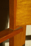 Detail van een fauteuil.